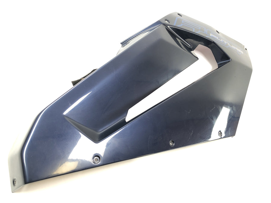 Aprilia RST 1000 FUTURA [2002] - Boční opláštění na pravé straně obálky dílu