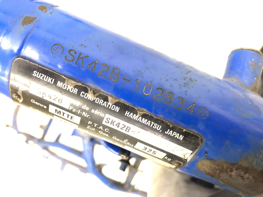 Suzuki DR 350 SK42B [1991] - rám s papíry