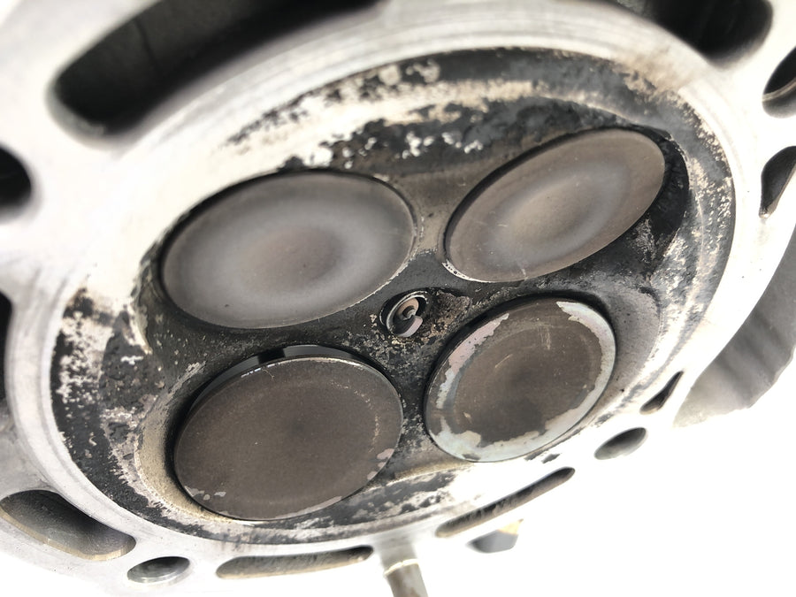 Husqvarna SM 630 A4 [2010] - hlava válce pro revizi ventilů vadných
