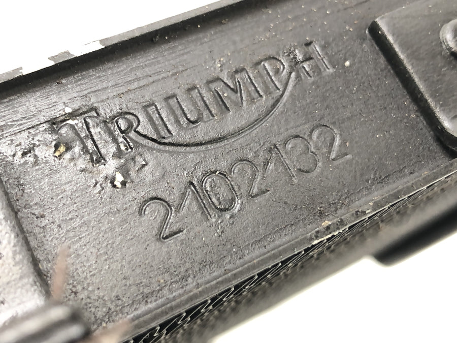 Triumph Thunderbird 900 T309RT [1996] - chladicí chladič vody
