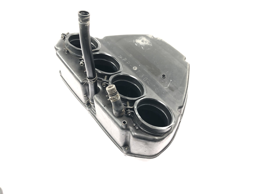 Yamaha YZF R1 RN04 [2001] - Airbox skříně vzduchového filtru