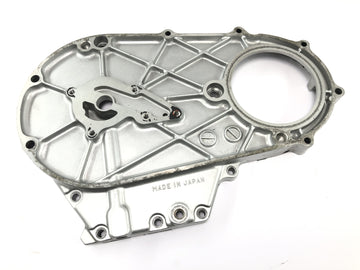Yamaha XV 1600 Wild Star VP08 [2002] - kryt primárního pohonu uvnitř krytu motoru vpravo