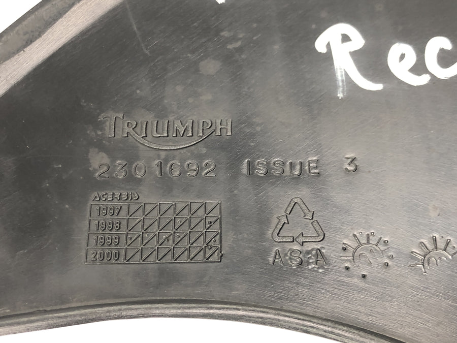 Triumph Tiger 955i 709EN [2003] - Boční panel kapotáže vpravo