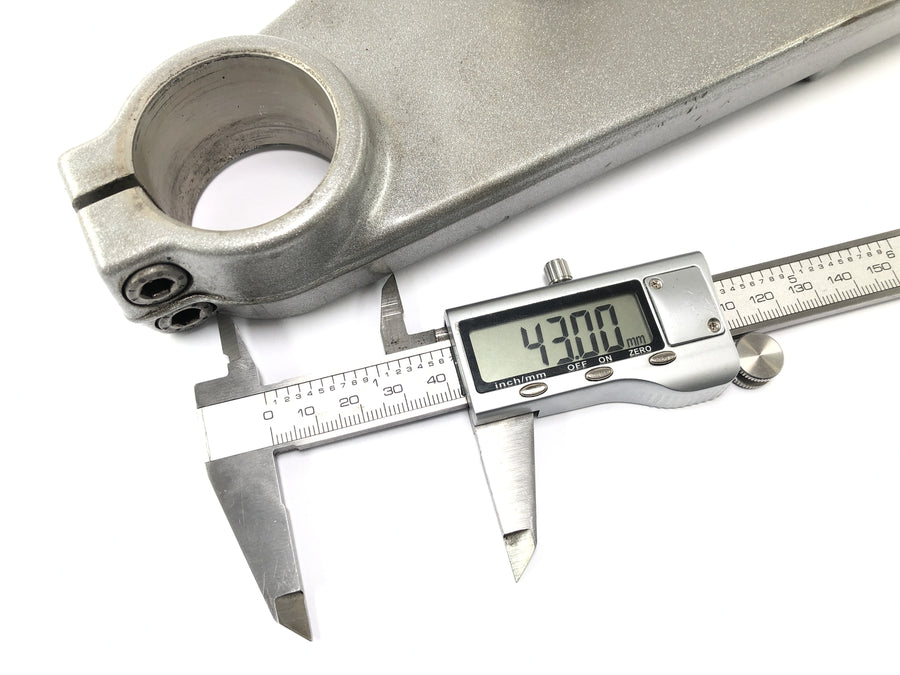 Triumph Sprint St 1050 [2005] - Fork Bridge pod 43 mm