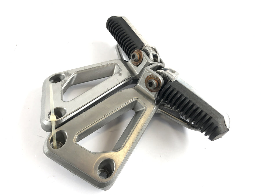 Suzuki Bandit 1200 GV75A [1998] - Pedidia's Footrest Footrest Set