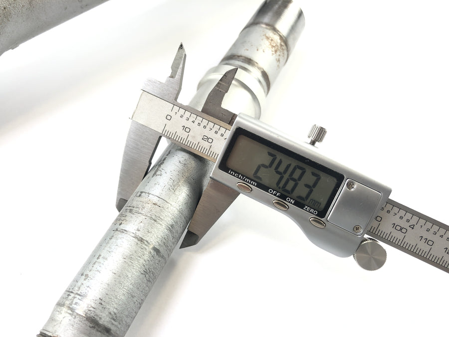 BMW R 1200 R [2007] - Fork Telegabel s osou se senzorem ABS
