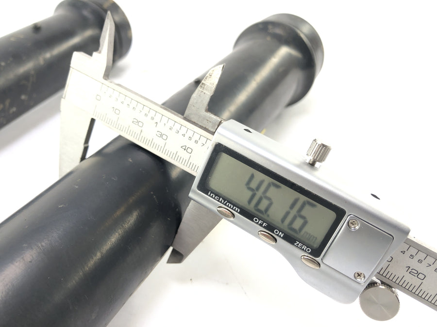 Yamaha XT 500 1U6 [1981] - Standpipes Telegabel vlevo a vpravo