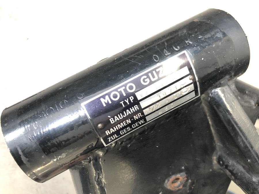 Moto Guzzi V7 Special [1971] - rám s registračním dokladem hlavní rám podvozku základní rám podvozku