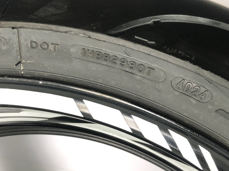 Yamaha YZF R1 RN04 [2001] - ráfek zadního kola ráfek kola kompletní s řetězovým kolem 17 palců 17x6,00"
