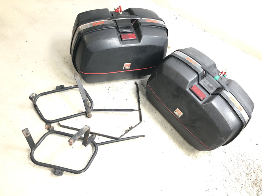Honda XRV 750 Africa Twin RD04 [1990] - Sada kufru s držákem a bočním pouzdrem na klíče GIVI Monokey