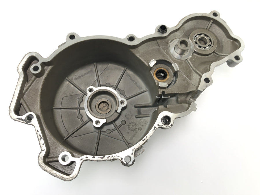 KTM 950 SM LC8 [2008] - Krycí motorové víko krytu alternátoru vlevo