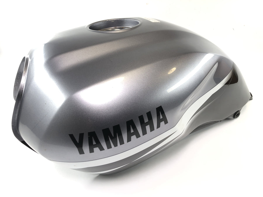 Yamaha XJR 1300 RP06 [2002] - Nádrž benzínová nádrž palivová nádrž