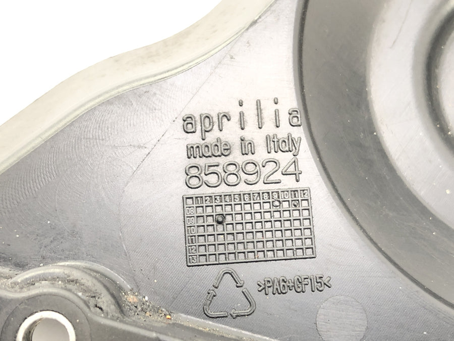 Aprilia RSV4 1000 [2010] - pokrytí řetězového kola
