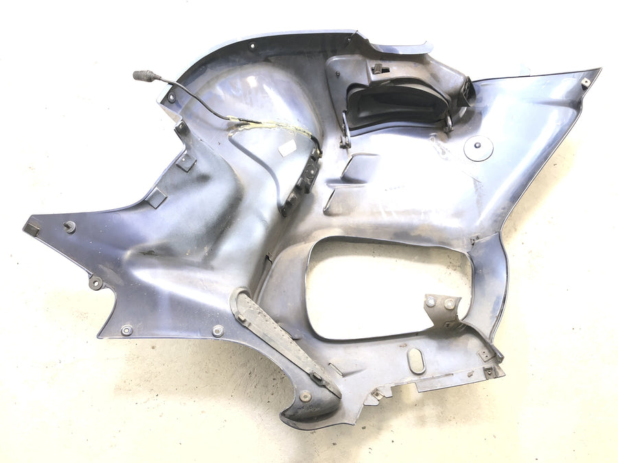 BMW R 1150 RT R22 [2001] - Přední levý boční panel kapitoly