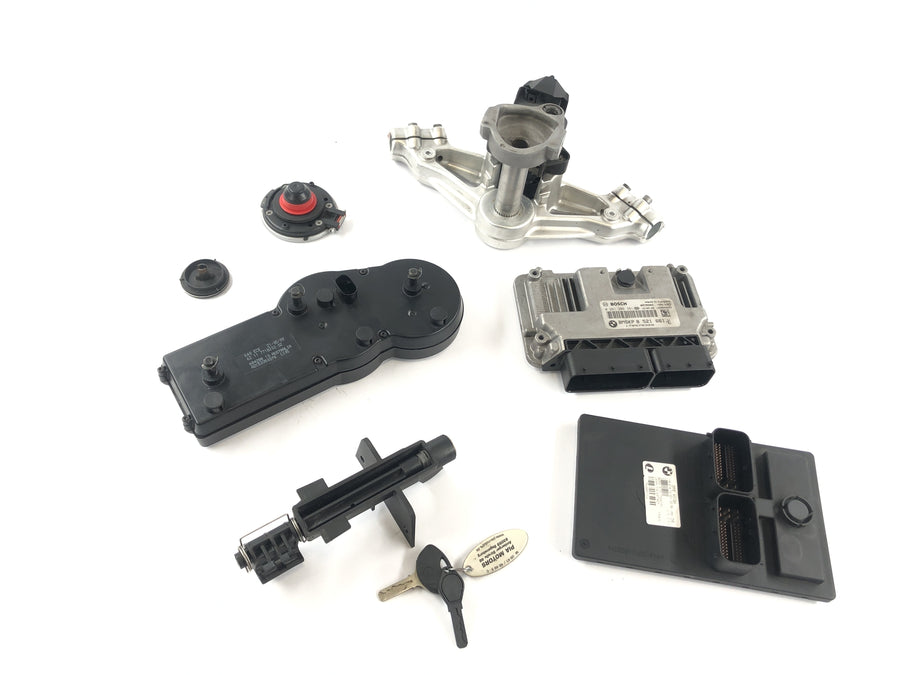 BMW K 1300 S K12S [2010] - zámečník Zündchlos CDI Tank Lock pro Gabelbrücke nad tacho kokpitem ECU