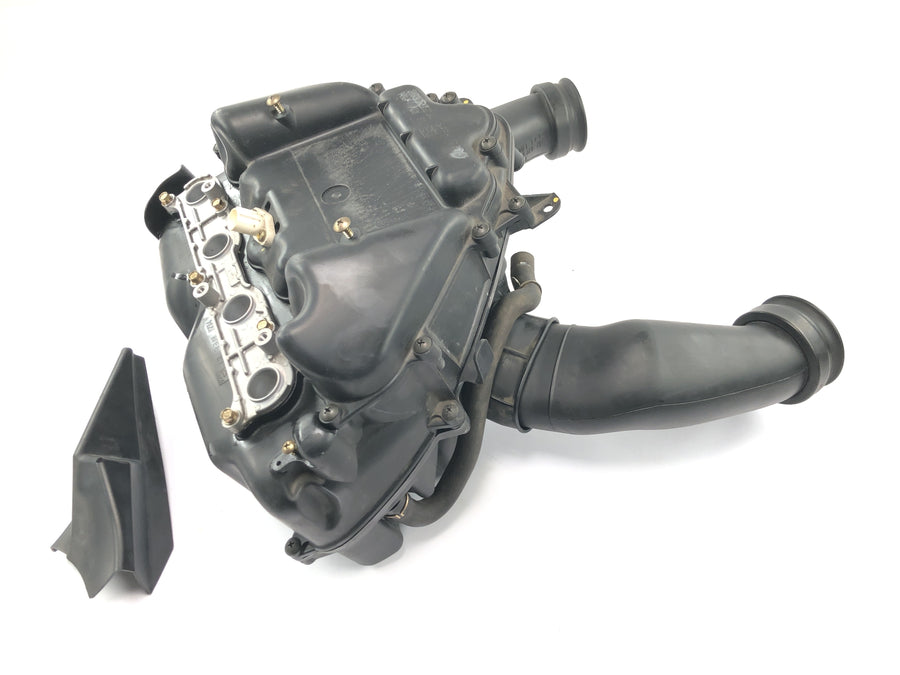 Honda CBR 600 RR PC37 [2004] - Sací komora vzduchového filtru sběrač vzduchu