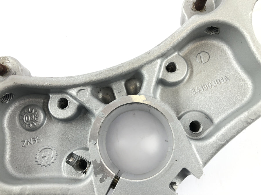 Ducati Monster S4R M4 [2004] - svorka vidlice horní svorka vidlice most řízení vpředu