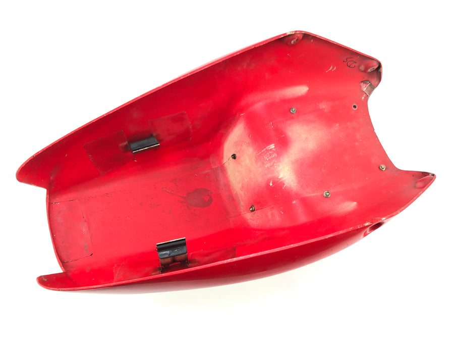 Ducati 900 SS [1991] - Pohyb sedadla sedadla zadního opláštění
