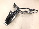 Yamaha YZF R1 RN04 [2001] - Rám hlavního rámu podvozku s papíry-4