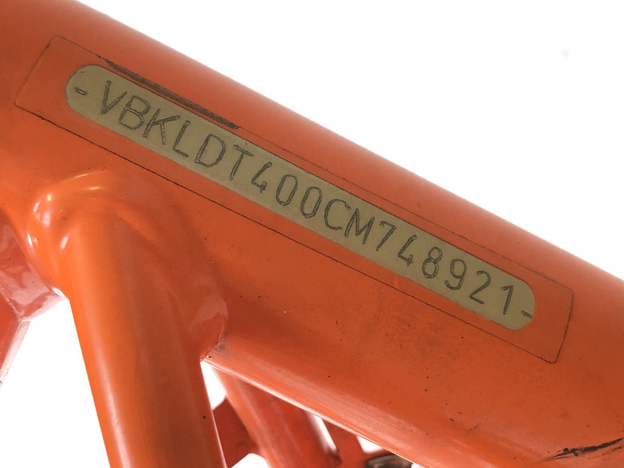 KTM Duke 690 A3 [2012] - Rámový podvozek hlavního rámu s papíry