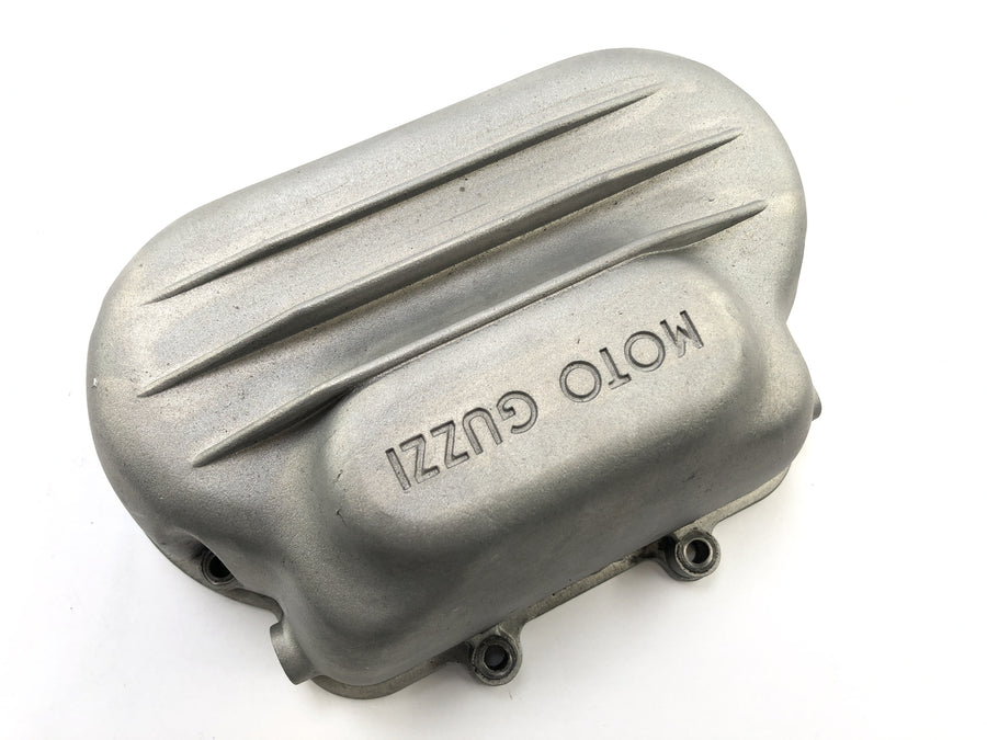 Moto Guzzi v7 Special [1971] - víko ventilu napravo