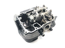 Honda VTX 1800 SC46 [2004] - hlava válců přední hlava ventilu-1