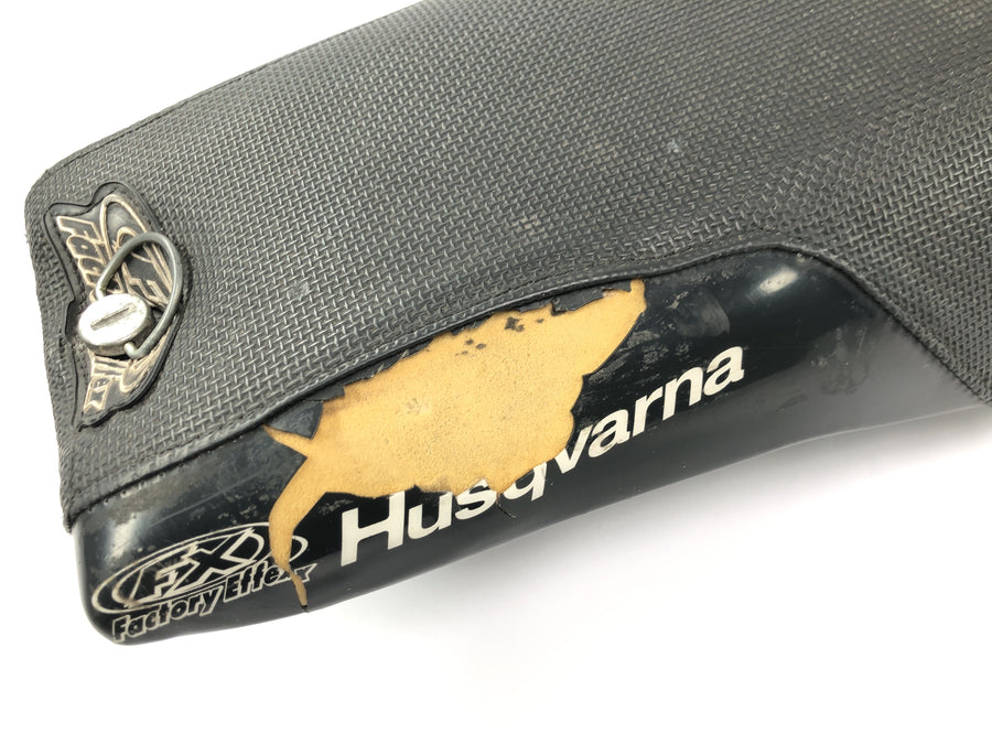 Husqvarna TE 610 H6 8AE [TE 570 H7] - lavice řidiče