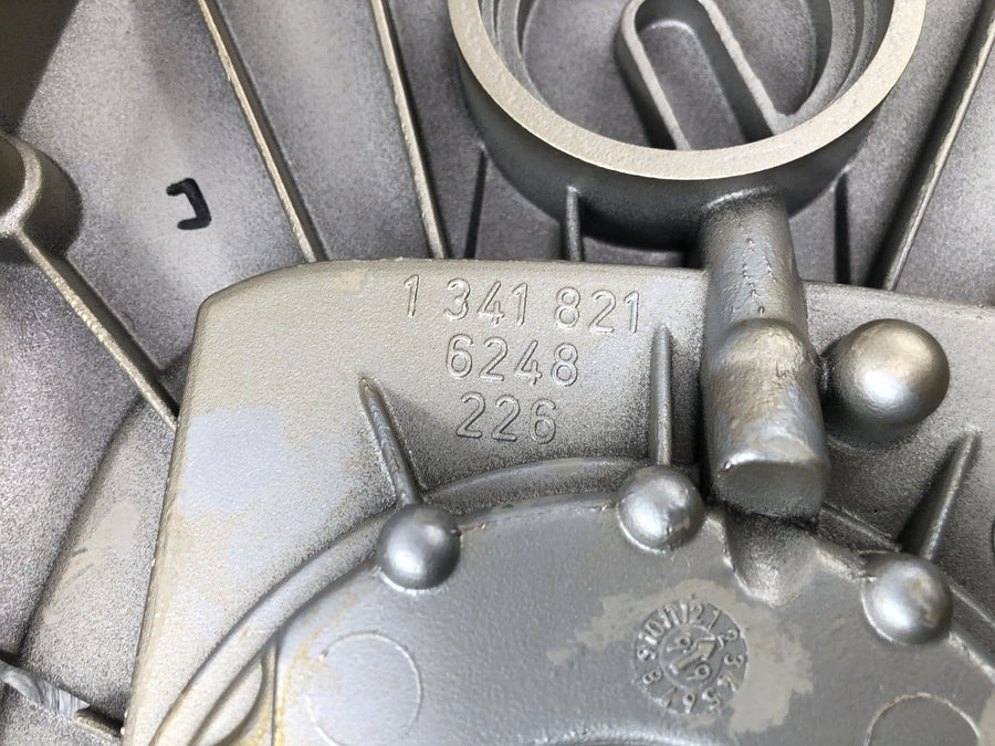 BMW R 850 C 259C [1999] - kryt předního krytu motoru