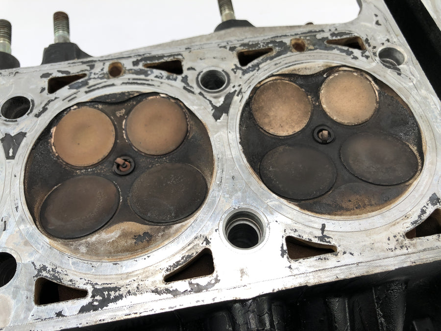 Kawasaki ZX -10 ZXT00B [1990] - Hlava hlavy hlavy hlavy válce