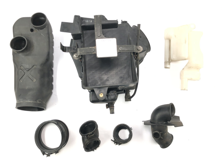 Honda XRV 750 Africa Twin RD04 [1990] - Airbox skříně vzduchového filtru