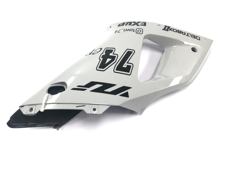 Yamaha YZF R1 RN04 [2001] - Pravá horní kapotáž