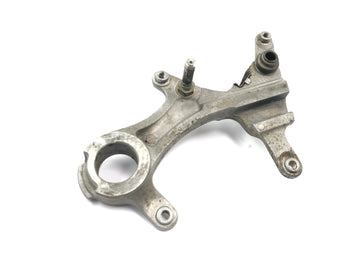 Suzuki RM Z 250 RJ41A [2007] - Držák brzdového třmenu, držák zadního brzdového třmenu