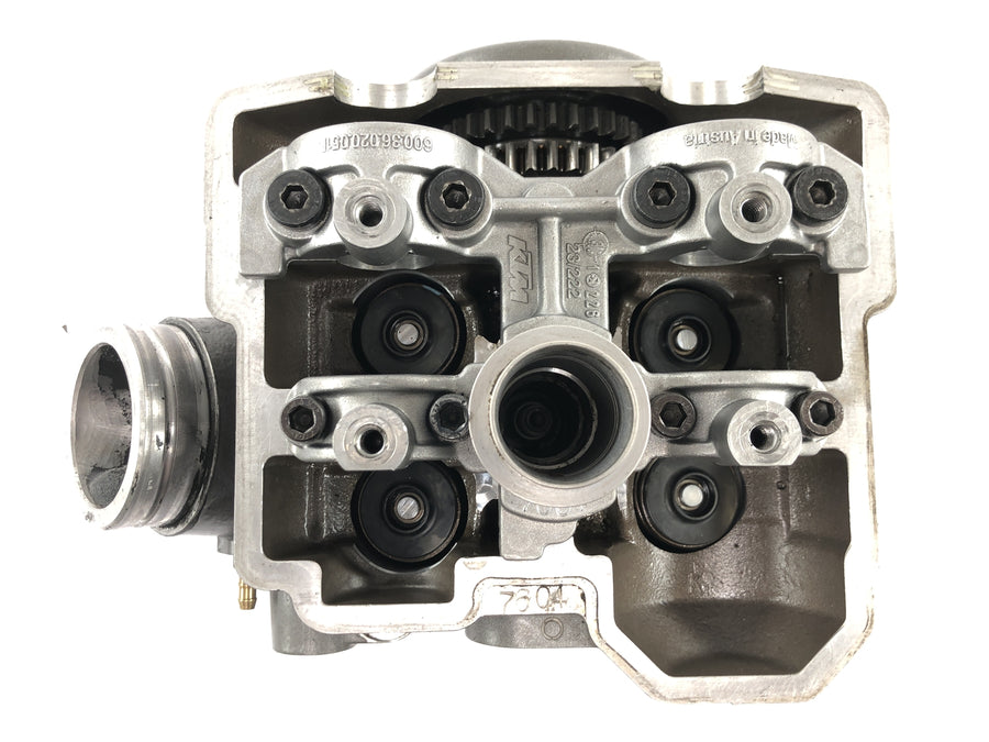 KTM 950 Adventure LC8 [2004] - hlava ventilu hlavy válců přední