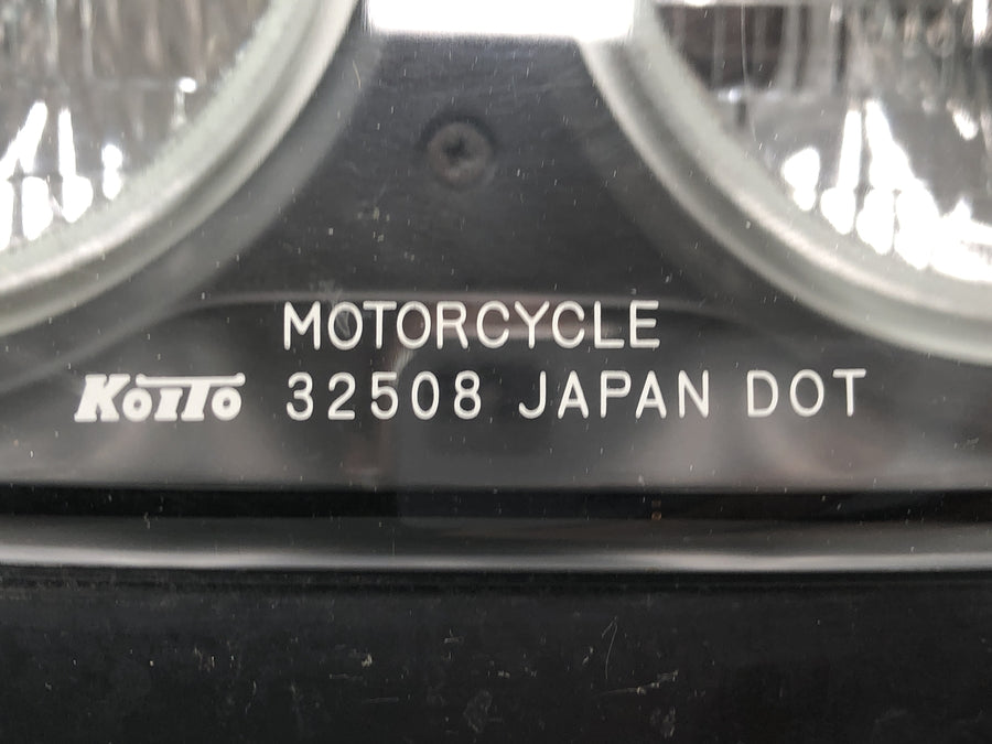 Suzuki GSX-R 1100 W GU75 C [1994] - Přední světlomet hlavní světlomet