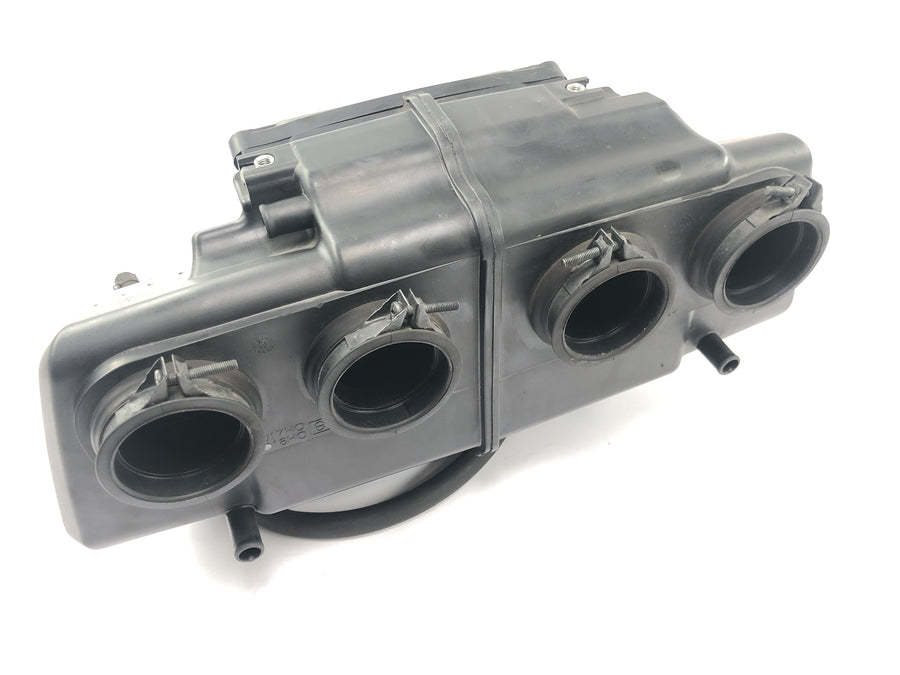Suzuki GSF 1250 SA Bandit WVCH [2007] - skříň vzduchového filtru skříň vzduchového filtru airbox