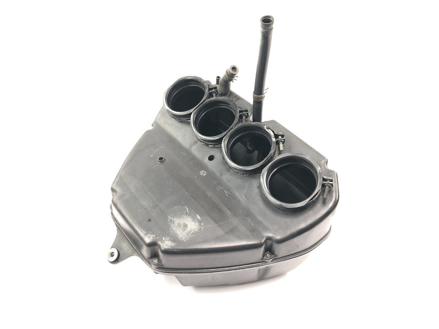 Yamaha YZF R1 RN04 [2001] - Airbox skříně vzduchového filtru
