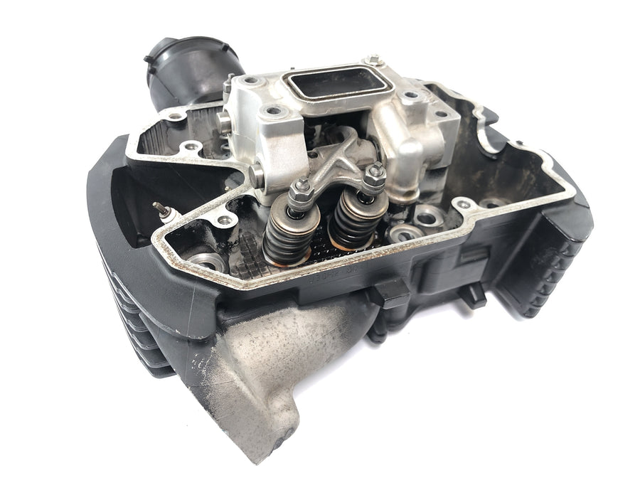 Suzuki VZ 1500 WVCU [2011] - hlava ventilu hlavy válců
