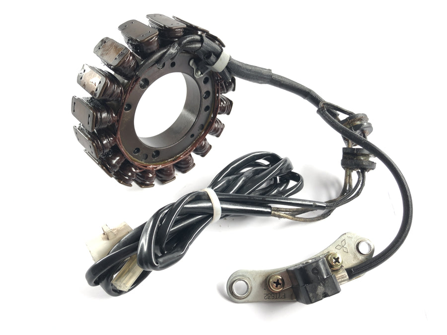 Yamaha XVS 650 Drag Star VM02 [1998] - Stator alternátoru s pickupem