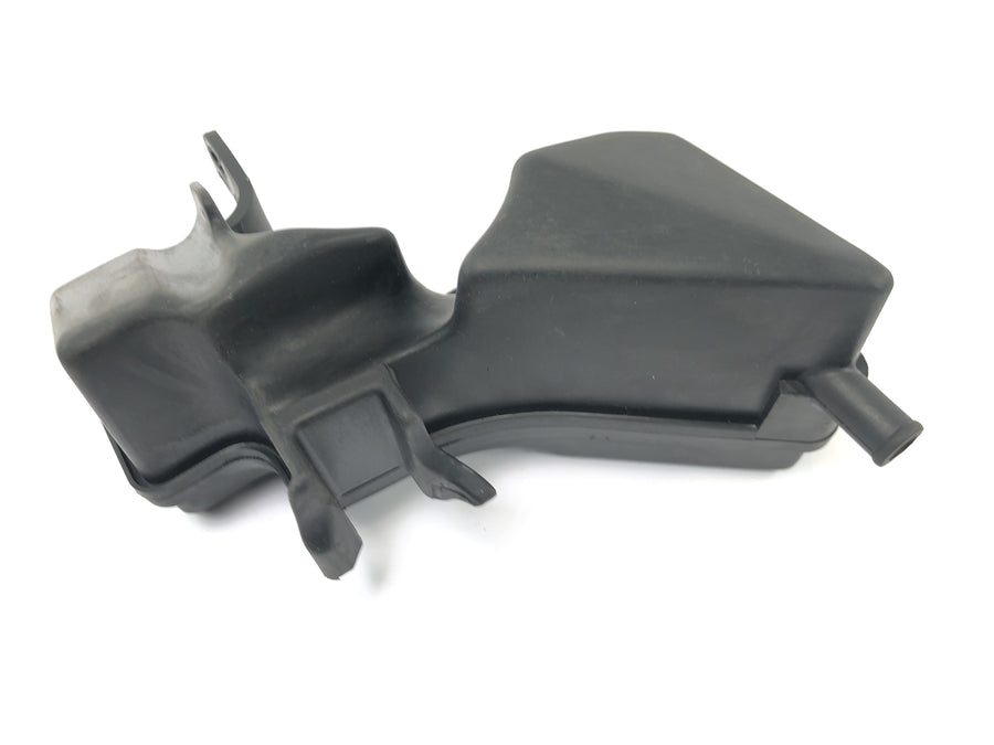 Honda ST 1100 SC26 Pan European [1990] - Větrací ventilační nádrž nádrže