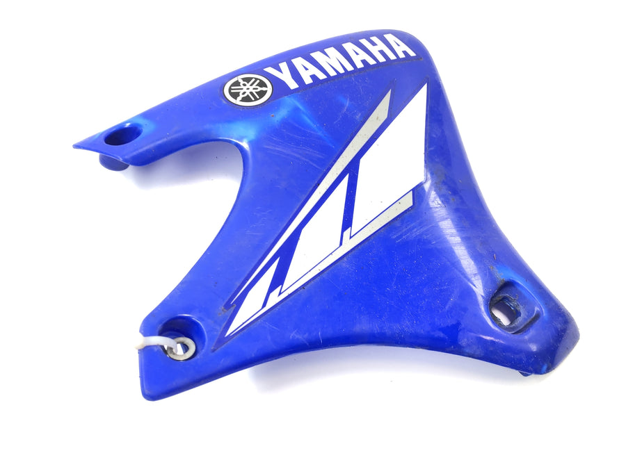 Yamaha YZ 426 F [2000] - boční kapotáž nádrže pravá