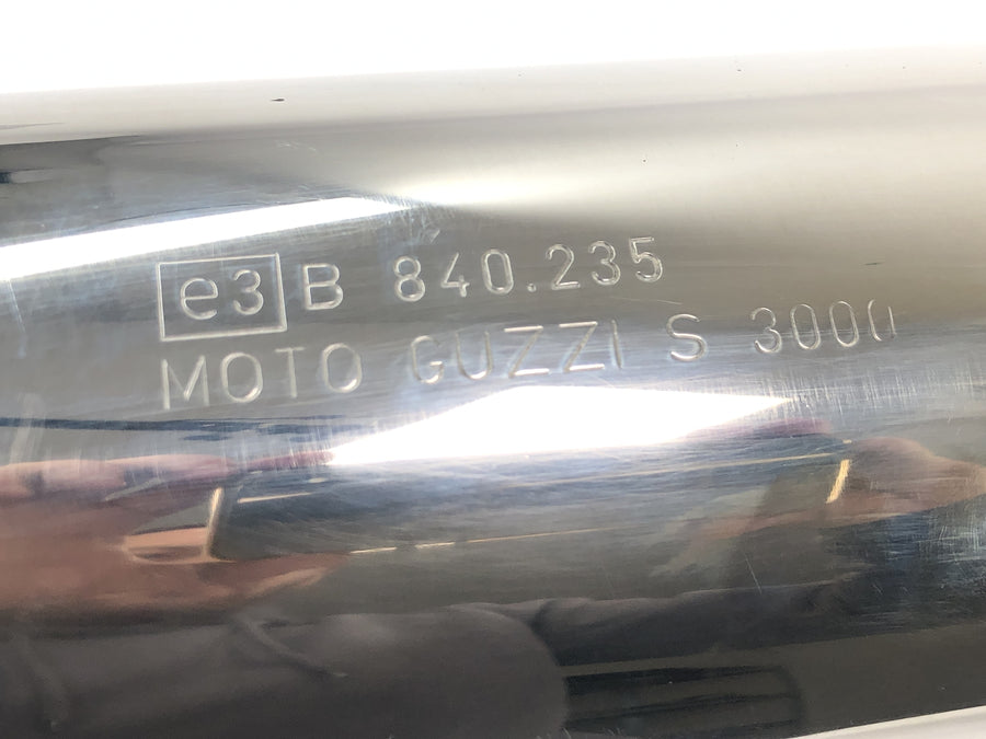 Moto Guzzi V10 Centauro [1998] - Tlumič zadního tlumiče pravého výfuku