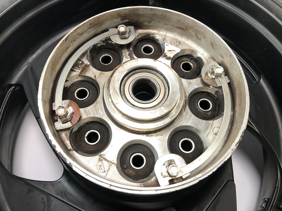 Suzuki VZ 1500 WVCU [2011] - Ráfkové kolo zadního kola 6,00 x 17"