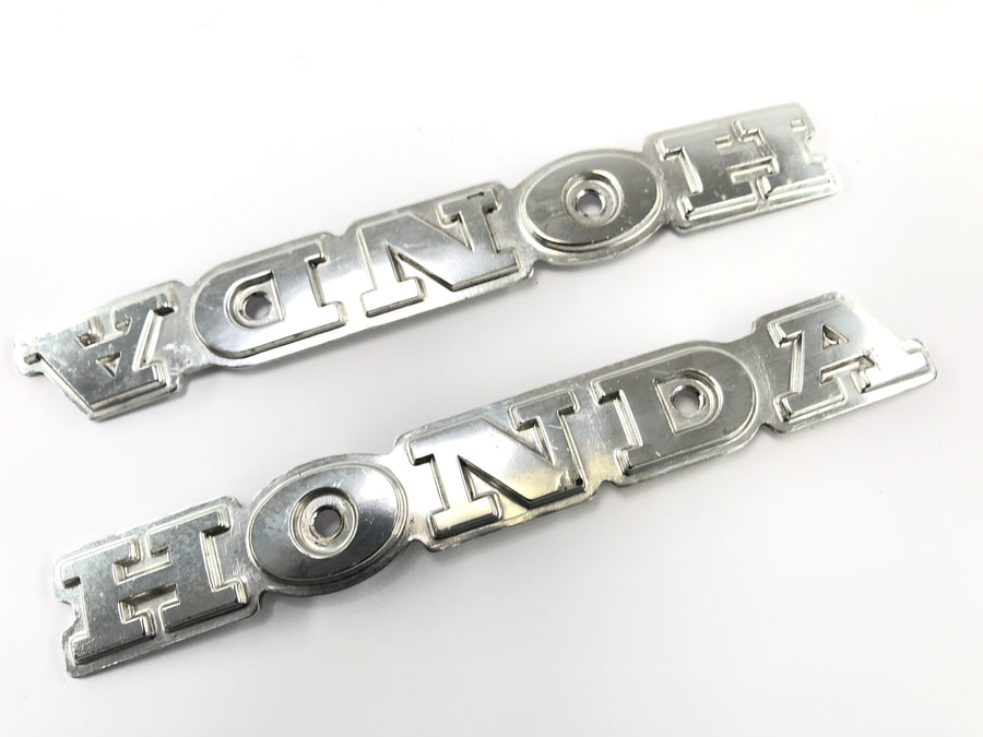 Honda GL 1000 Goldwing GL1 [1978] - Honda Emblem Beatge Logo Logo