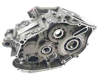 Yamaha MT 03 RM02 [2007] - skříň motoru kliková skříň blok motoru prázdný skříň