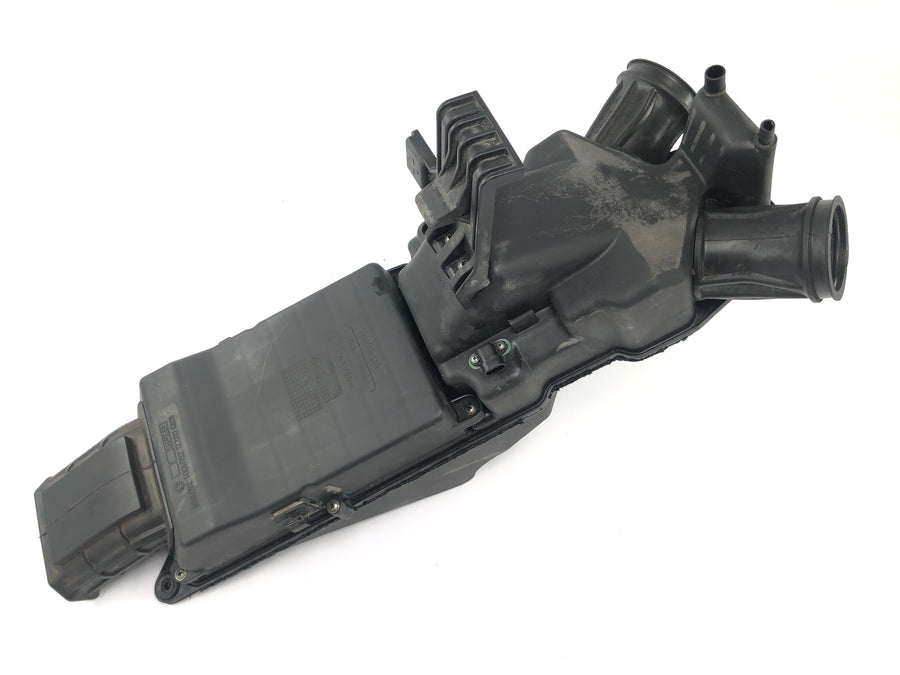 Moto Guzzi Stelvio 1200 8V [2016] - Skříň vzduchového filtru Skříň vzduchového filtru Sací skříň Airbox