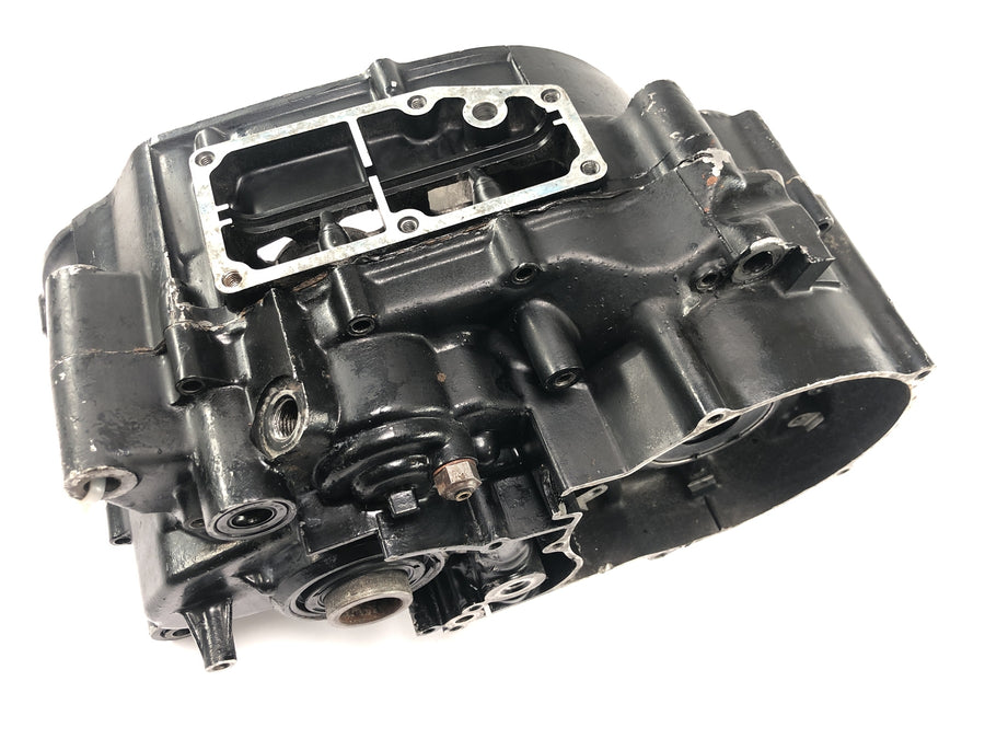 Yamaha XT 500 1U6 [1981] - skříň motoru kliková skříň bloku motoru poloviny skříně motoru