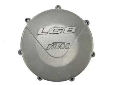 KTM 950 SM LC8 [2008] - Konjupovací víko na vnější straně víka motoru vpravo