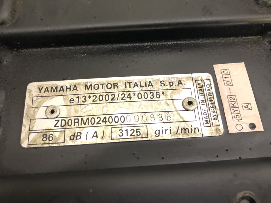 Yamaha MT 03 RM02 [2007] - Rám hlavního rámu podvozku s papíry