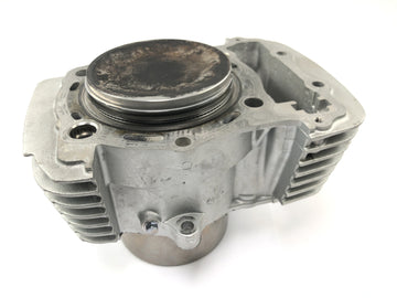 Kawasaki VN 1600 Classic VNT60A [2007] - válec s pístem vpředu