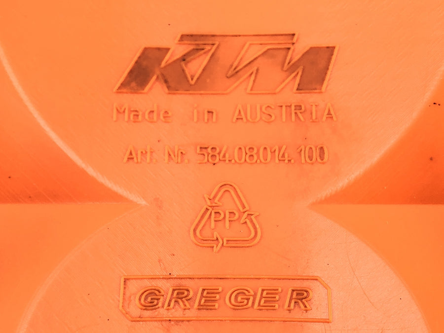 KTM LC4 640 EGS [2004] - Zadní posednutí